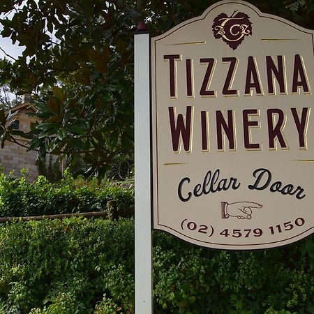 Tizzana Winery Bed And Breakfast Sackville Reach Екстер'єр фото