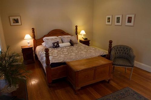 Tizzana Winery Bed And Breakfast Sackville Reach Екстер'єр фото